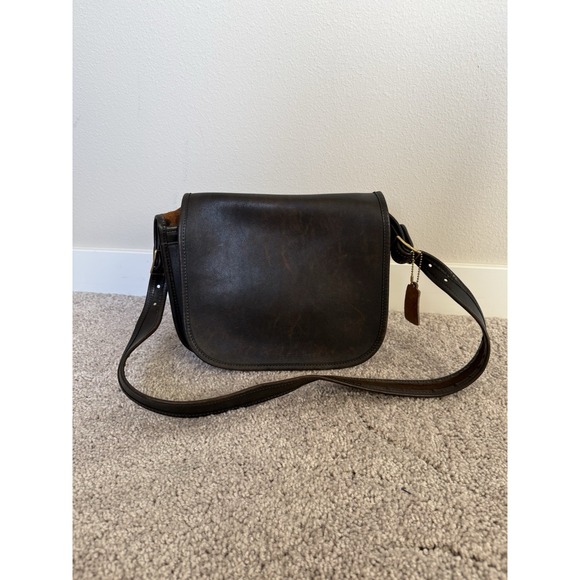 Coach Handbags - RARE Coach NYC Vintage Full-Grain Leather Messenger Crossbody Saddle Brown Flap